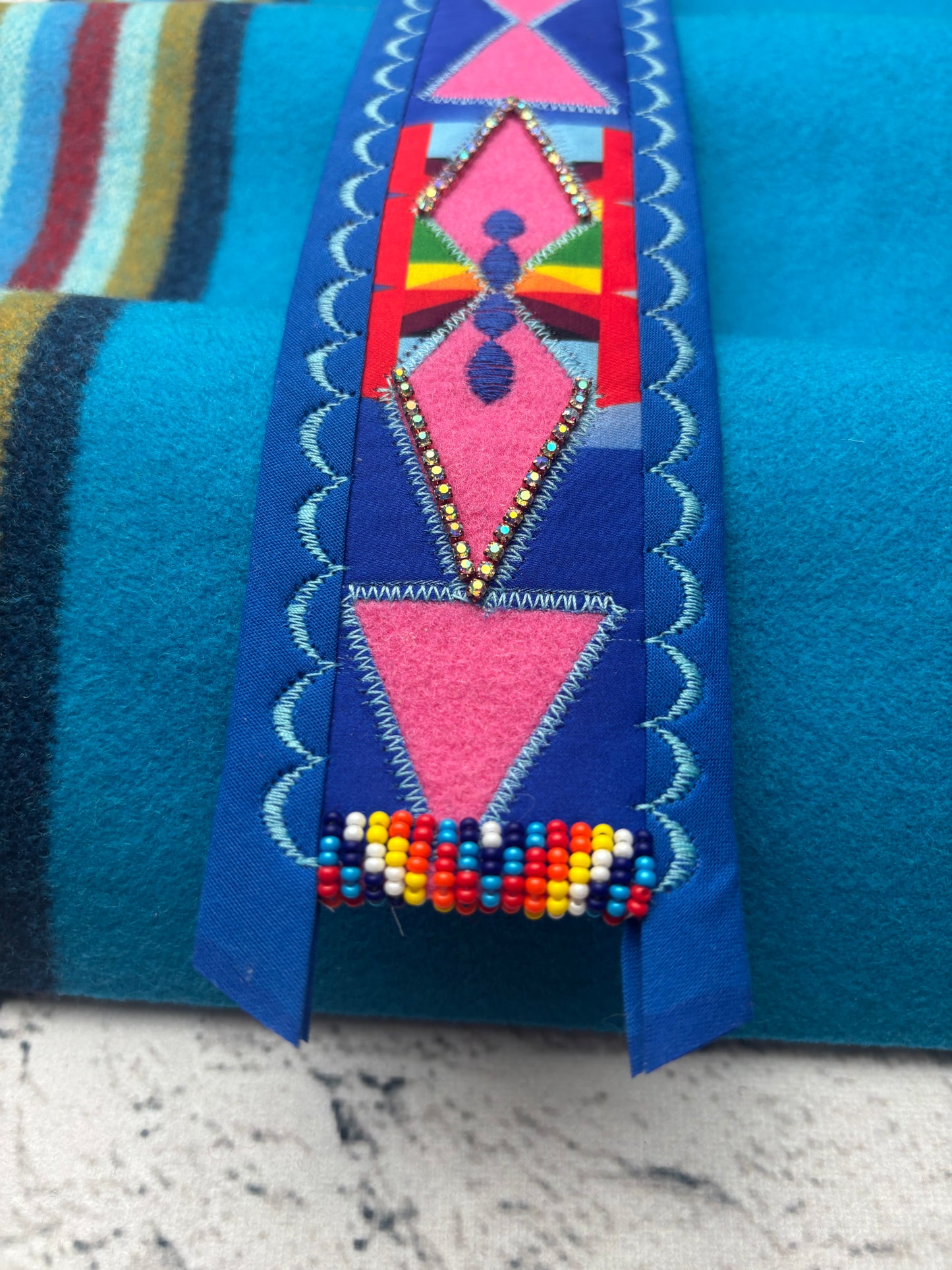 Simply Appliqué (w/rhinestone)