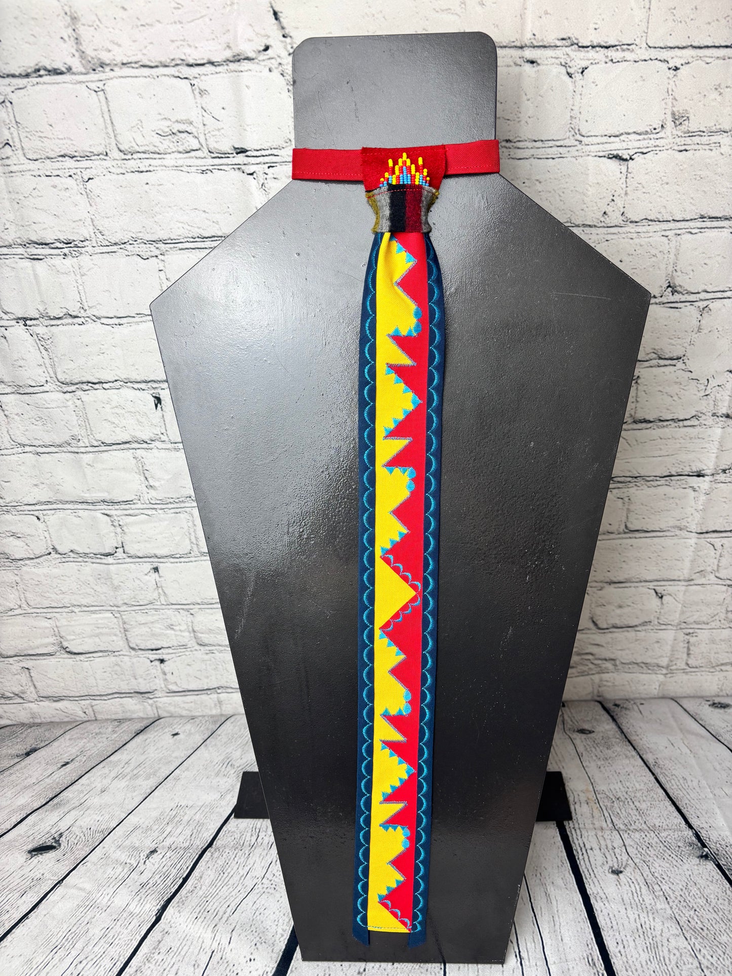 Simply Appliqué Necktie