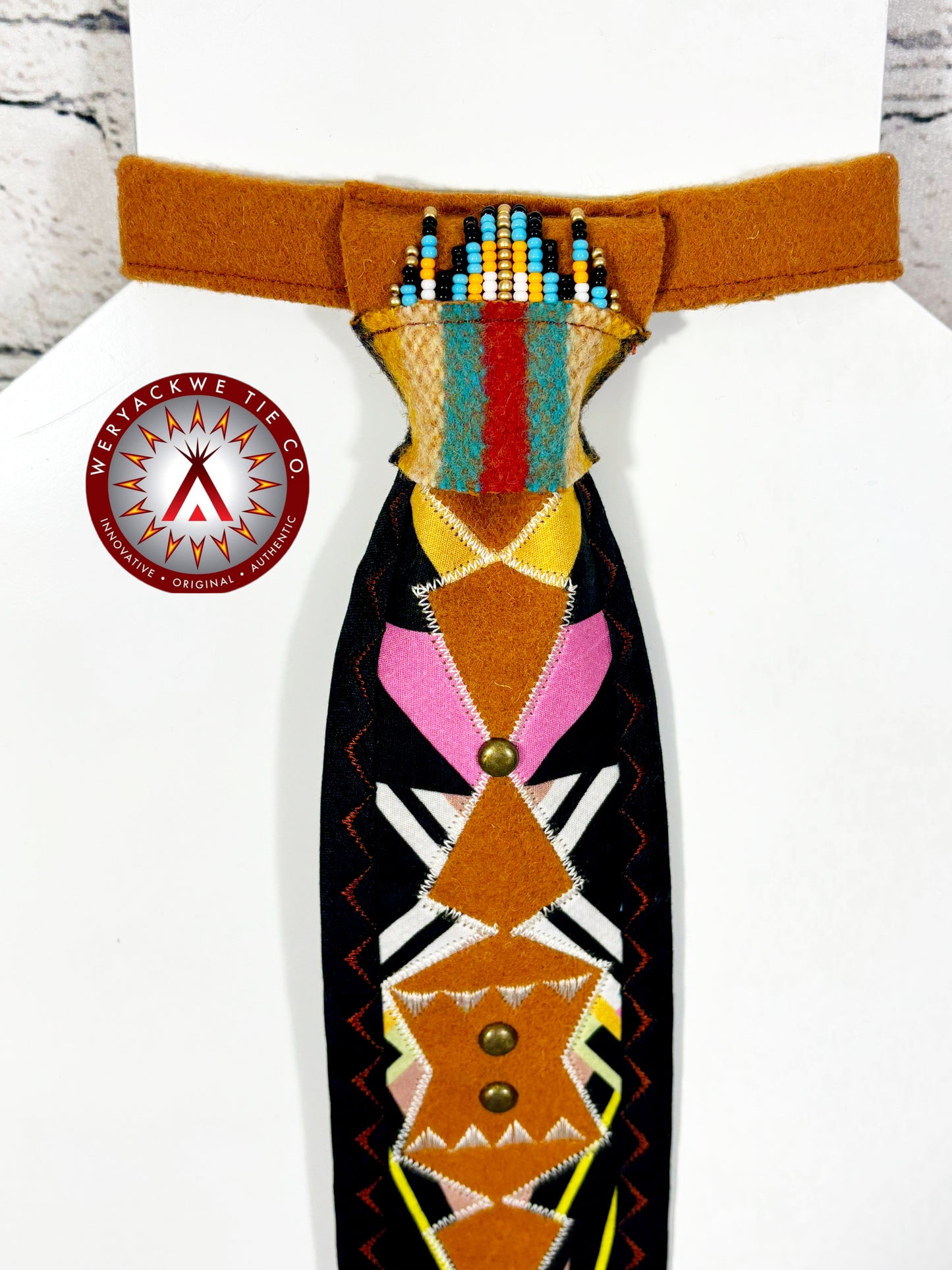 Simply Appliqué Necktie