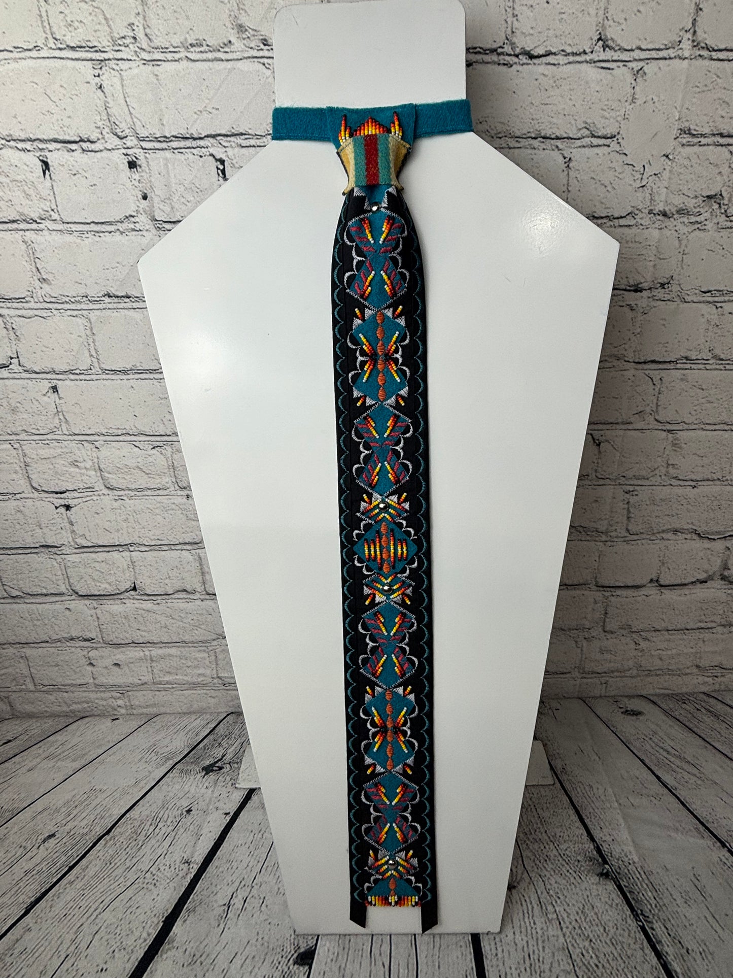 Appliqué Necktie
