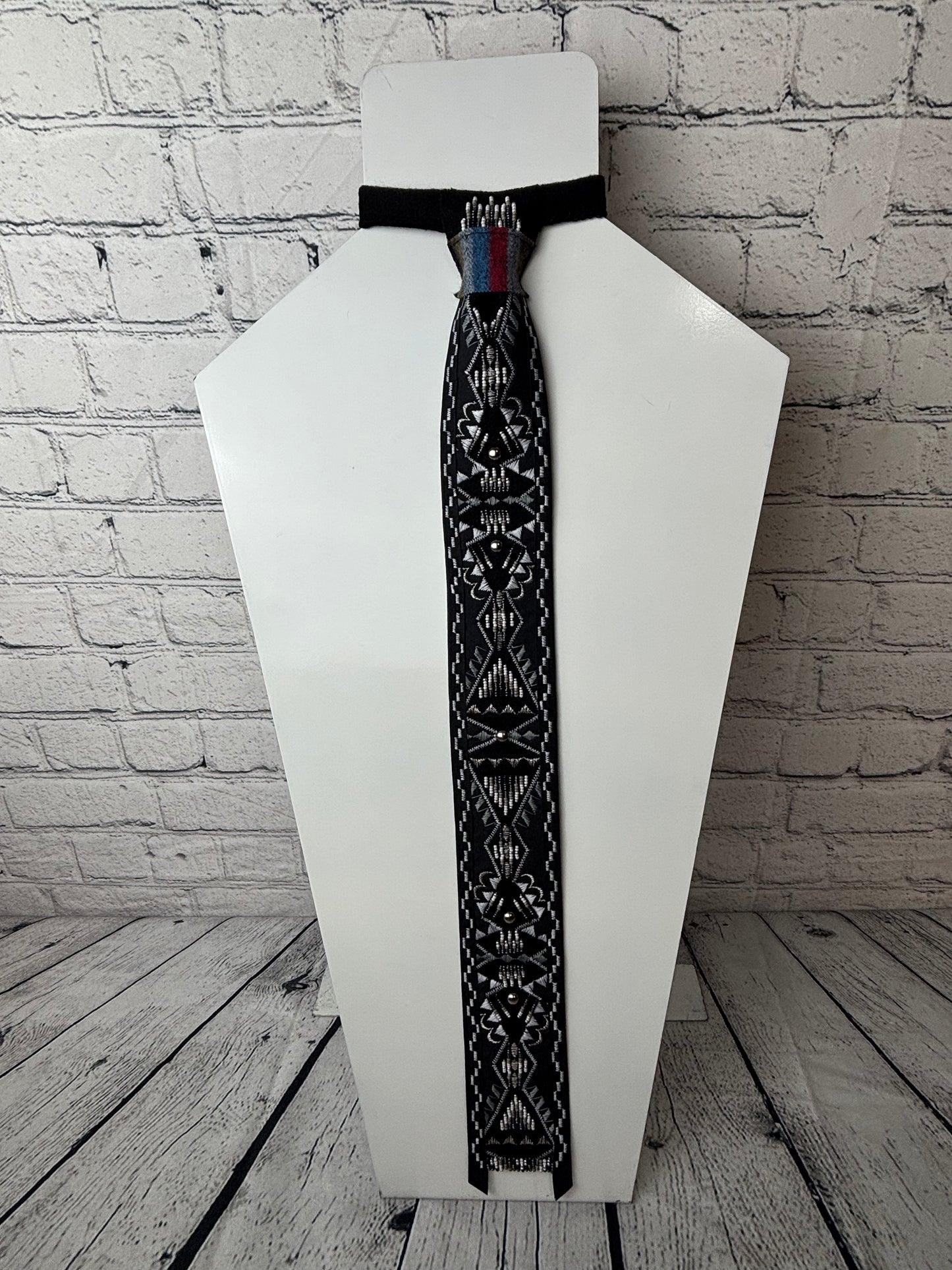 Appliqué Necktie
